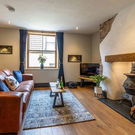 One Over Eight - Luxury One Bed Apartment Whitby Dış mekan fotoğraf